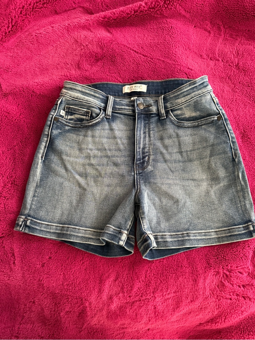 Judy Blue Light Wash High-Rise Denim Shorts NWOT